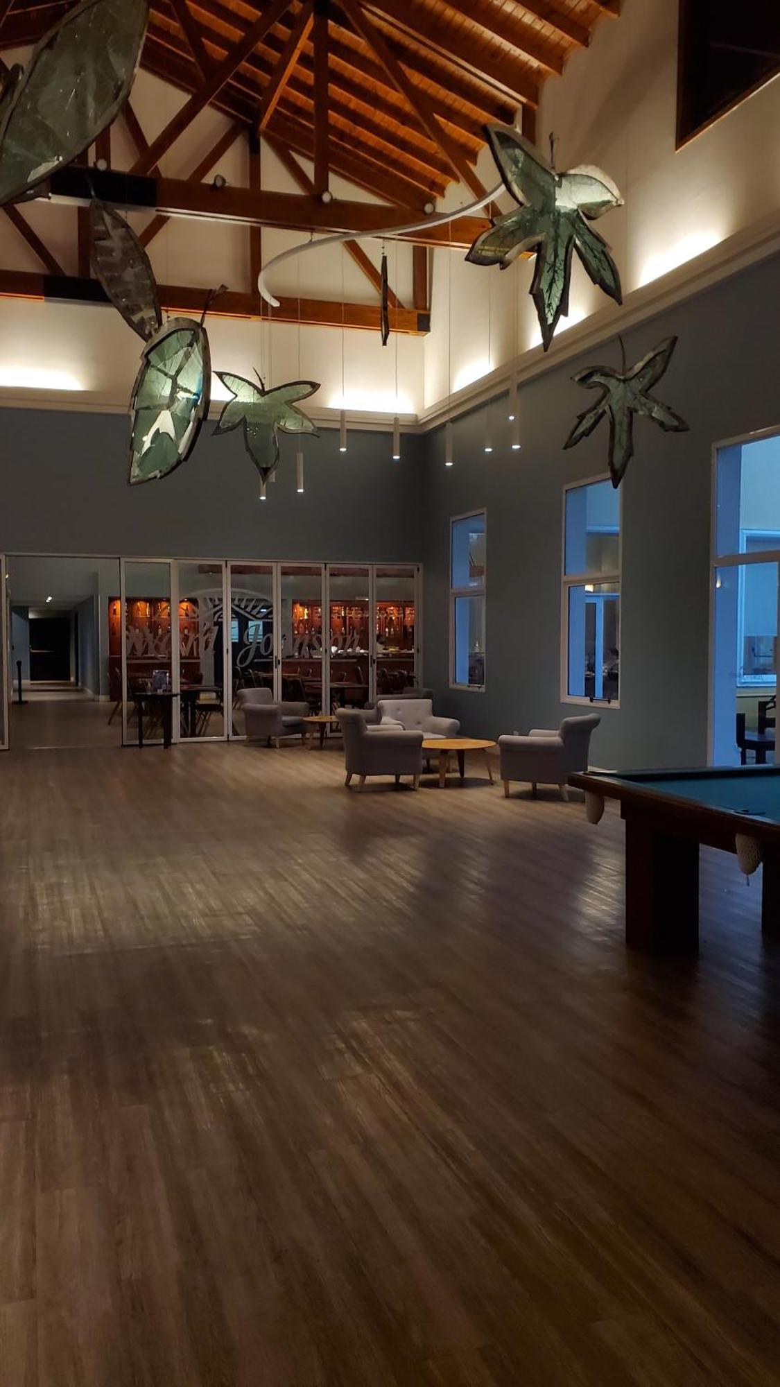 Howard Johnson Pilar Resort Spa&Convention Center Zewnętrze zdjęcie