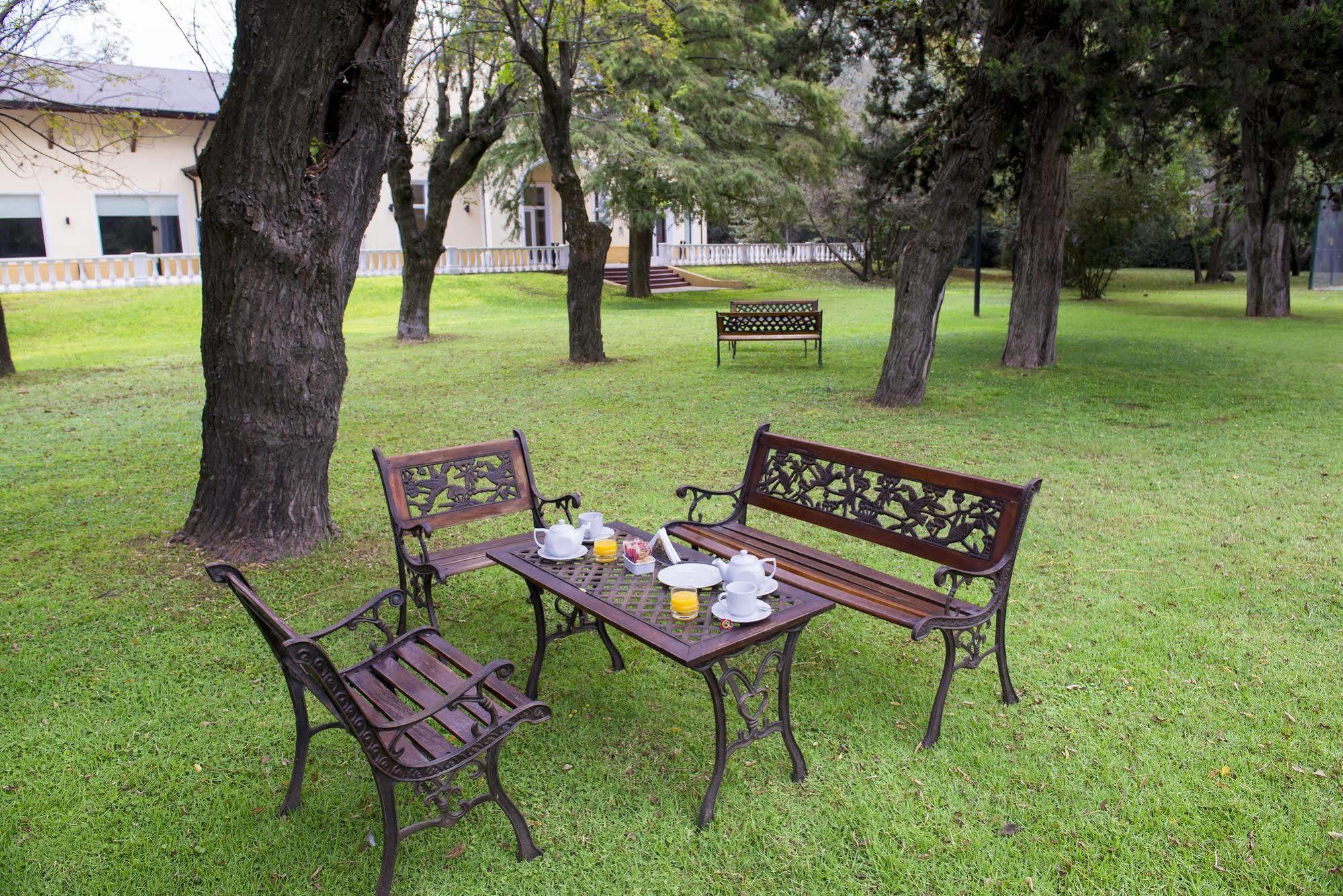 Howard Johnson Pilar Resort Spa&Convention Center Zewnętrze zdjęcie