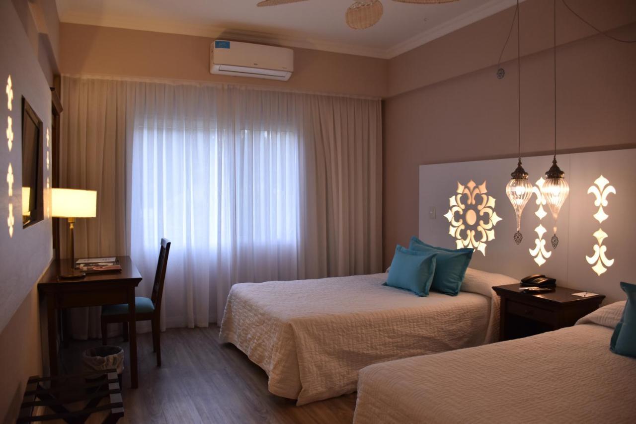 Howard Johnson Pilar Resort Spa&Convention Center Zewnętrze zdjęcie