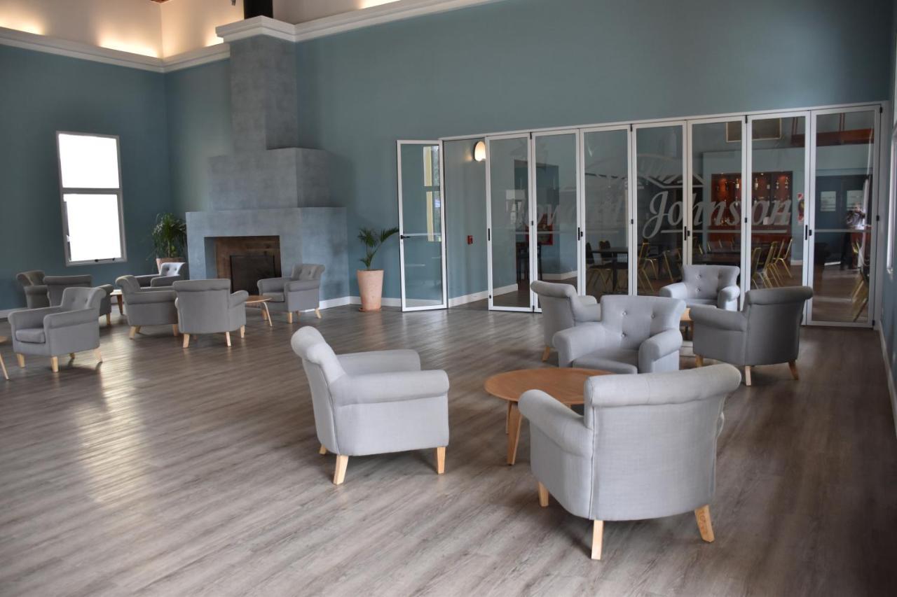 Howard Johnson Pilar Resort Spa&Convention Center Zewnętrze zdjęcie